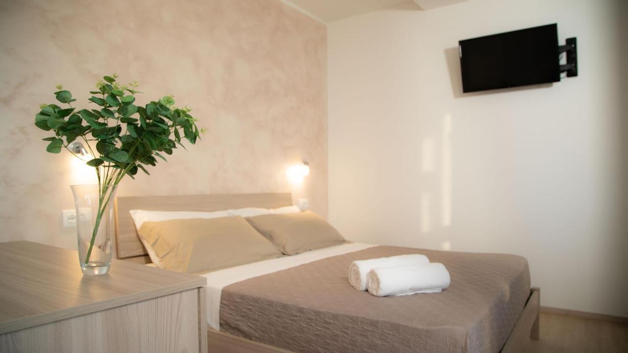 Ferienwohnung I Suoni Del Mare Porto San Giorgio Exterior foto