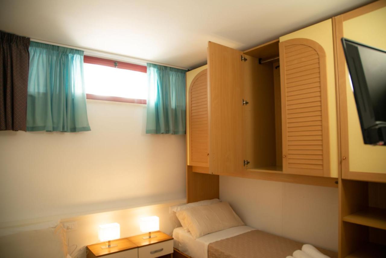 Ferienwohnung I Suoni Del Mare Porto San Giorgio Exterior foto