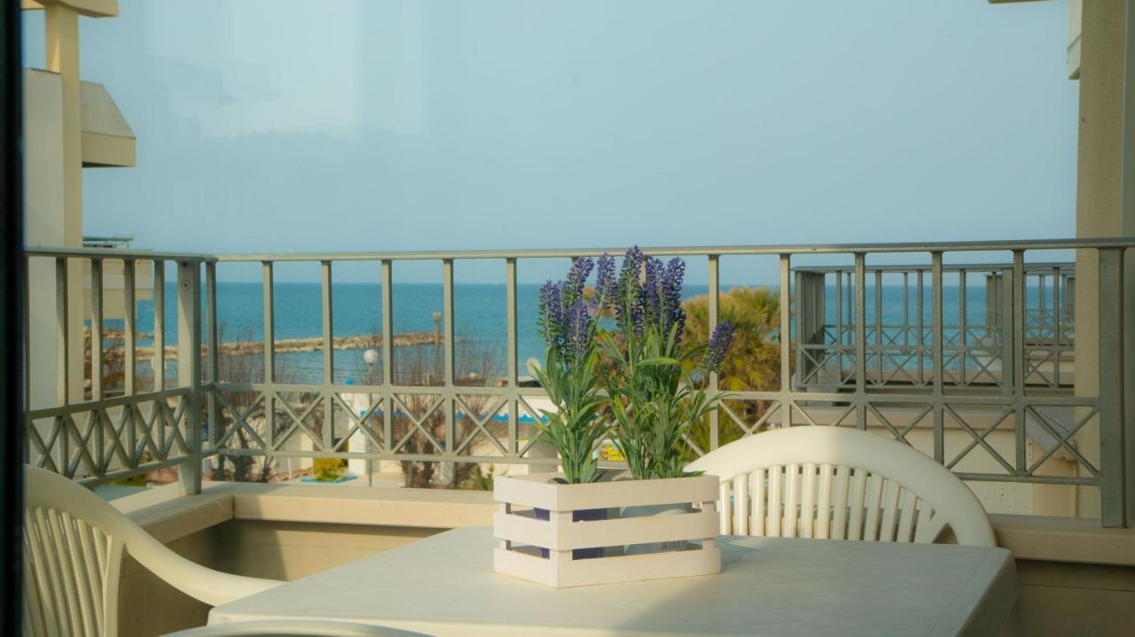 Ferienwohnung I Suoni Del Mare Porto San Giorgio Exterior foto