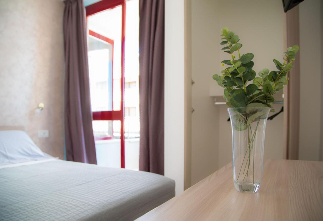 Ferienwohnung I Suoni Del Mare Porto San Giorgio Exterior foto