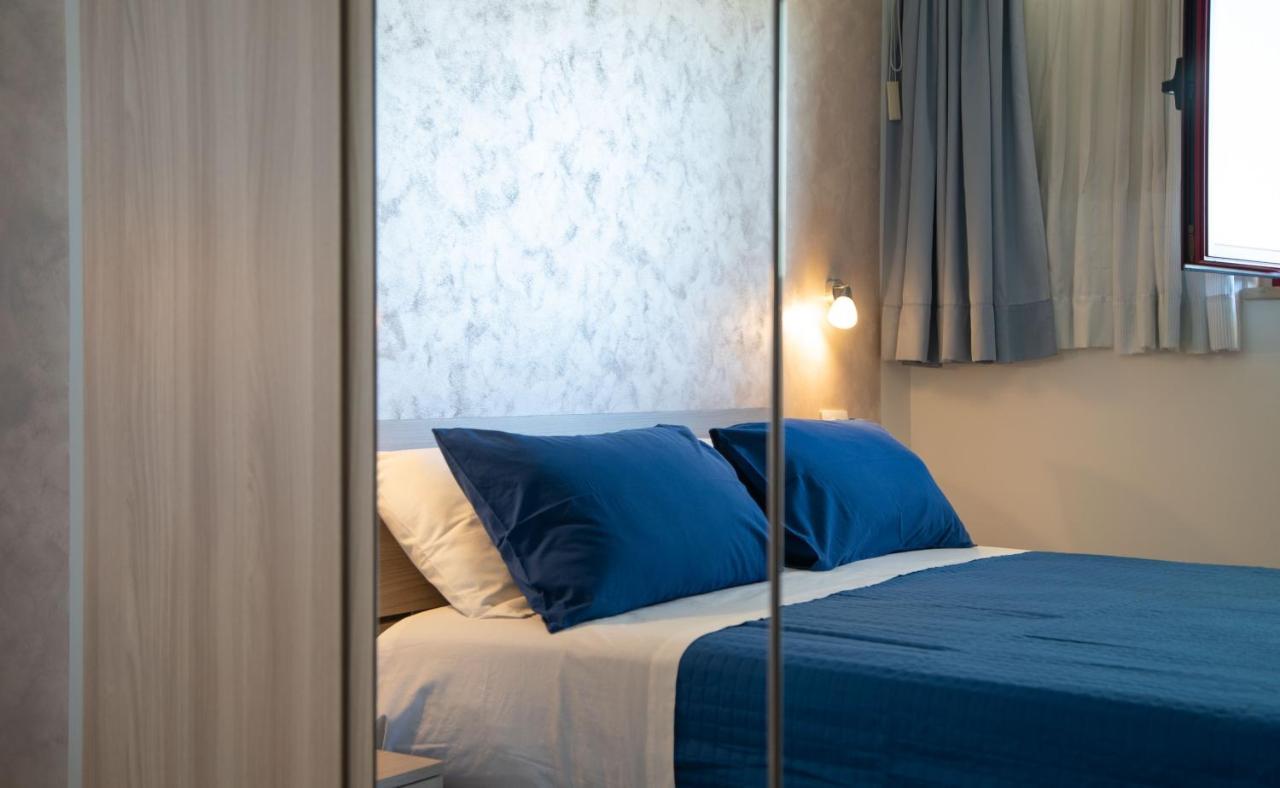 Ferienwohnung I Suoni Del Mare Porto San Giorgio Exterior foto